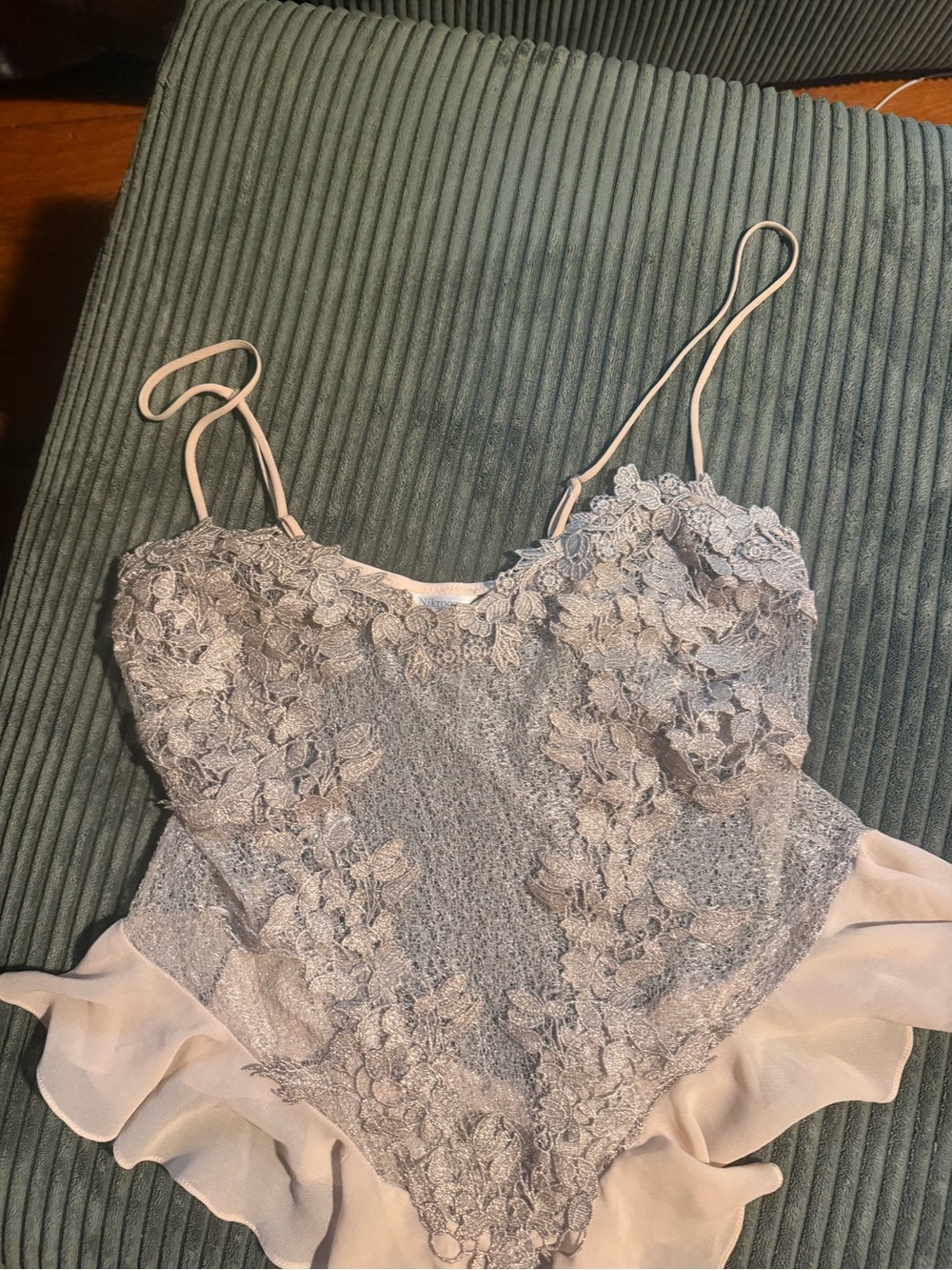 Women's Lace Appliqué Camisole Bodysuit in Light Gray